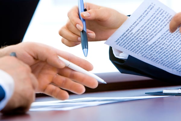 Seattle mobile notary performing power of attorney — professional document signing